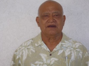 Member Leslie Kuloloio