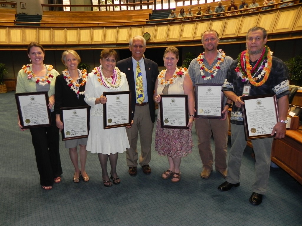L to r: Rachel Neville (OISC), Teya Penniman (MISC), Lori Buchanan (MoMISC), Senator Gabbard, Keren Gundersen (KISC), Dr. Jan Schipper (BIISC), Dr. Mohsen Ramadan (HDOA)